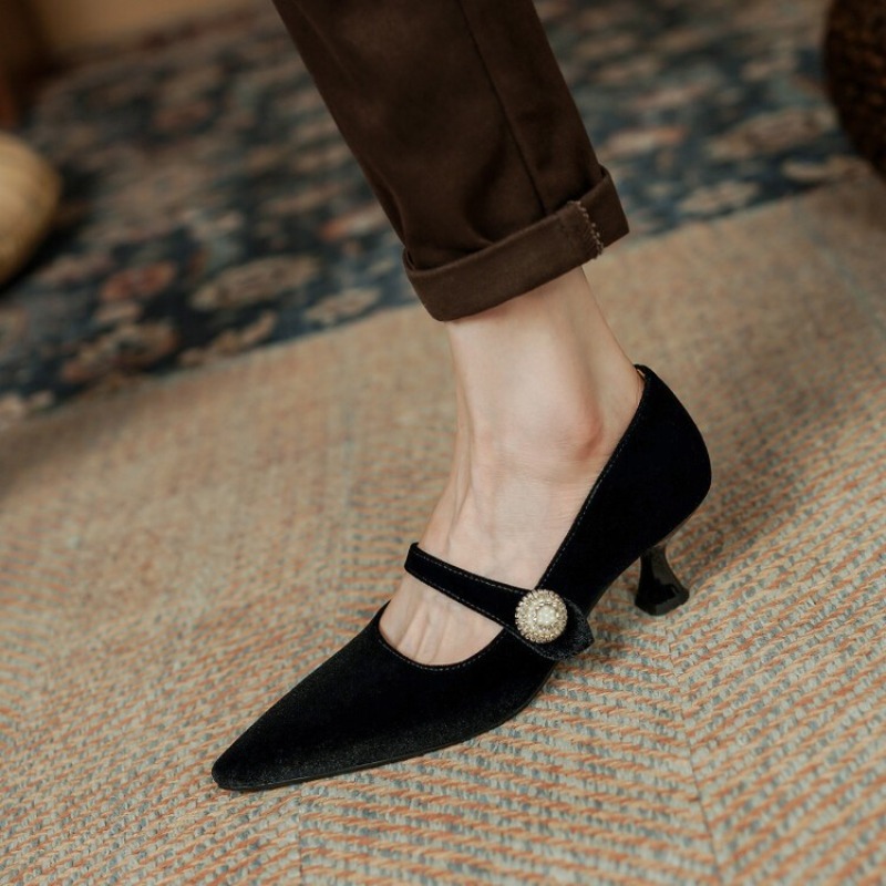 Vin rouge bout pointu Mary Jan - Women'S Shoes avis et prix