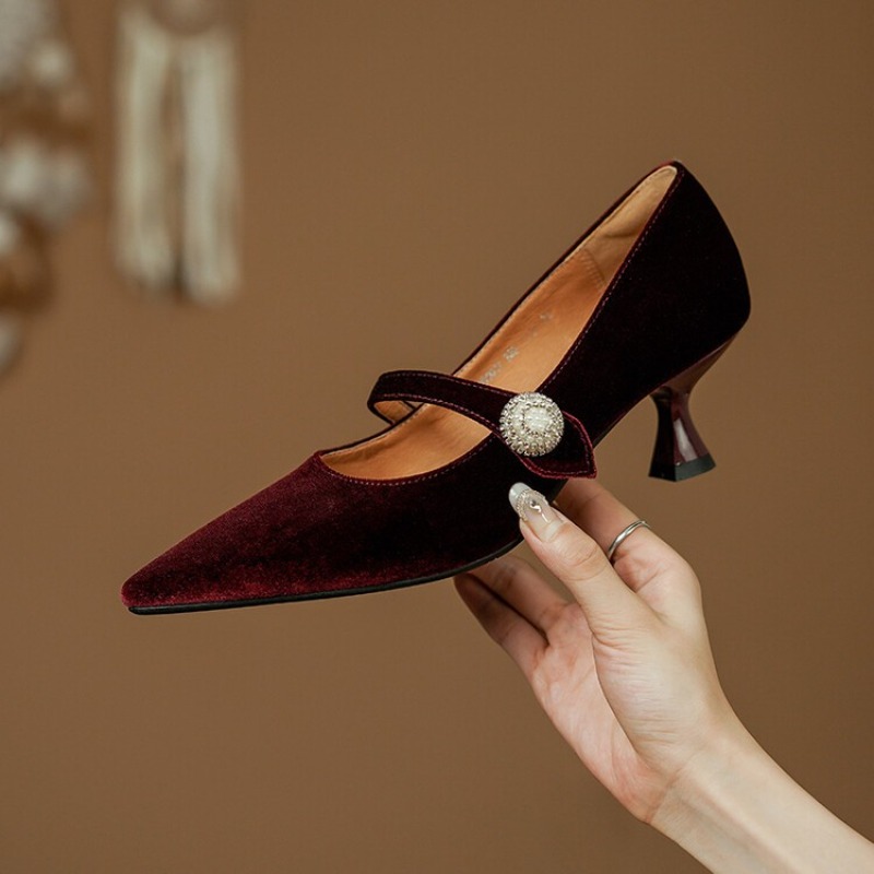 Vin rouge bout pointu Mary Jan - Women'S Shoes avis et prix