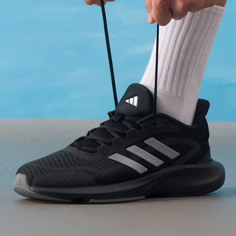 Chaussures Adidas pour hommes  - Lightweight Road Running Shoes avis et prix
