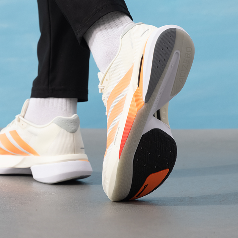Chaussures pour hommes Adidas, - Lightweight Road Running Shoes avis et prix